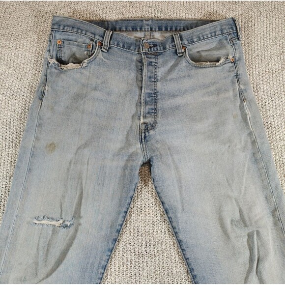 Levi's 501 Button Fly Jeans Men's 36x27 (Tag 36x30)Distressed Light Straight Leg - Picture 2 of 16